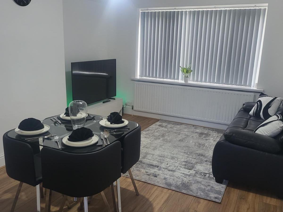 Spacious & Cosy Holiday Home In מנצ'סטר מראה חיצוני תמונה