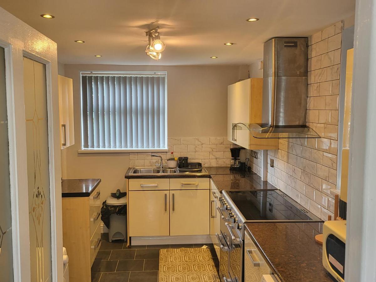 Spacious & Cosy Holiday Home In מנצ'סטר מראה חיצוני תמונה